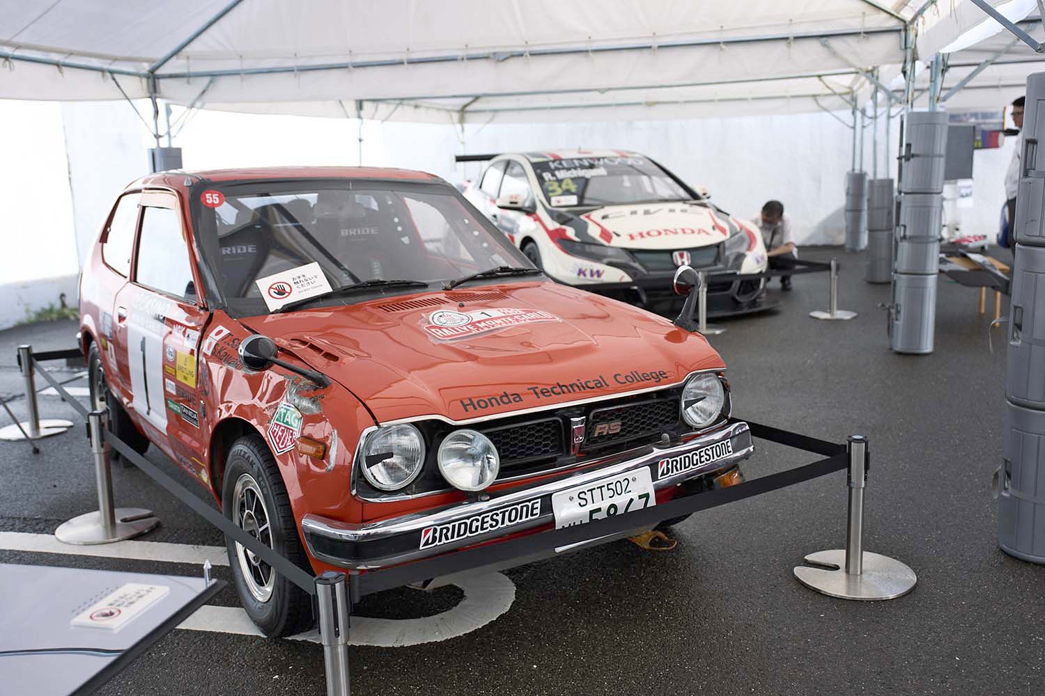ホンダのメーカーブースの展示