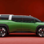 【画像】伝説の珍車「ムルティプラ」がまさかの復活!?　フィアット新型「ムルティプレイ」の変形ギミックがぶっ飛びすぎている 〜 画像3
