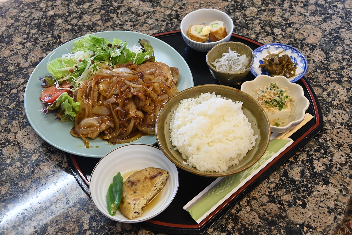 かっぱ亭のしょうが焼き定食