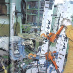 【画像】高速道路で「ハンドルが小刻みに震える」は放置厳禁！　サスペンションまで破壊するホイールバランスの狂い 〜 画像22
