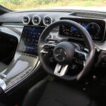 【画像】ガンさんをも驚かせたボディ剛性と1000Nm超えの電動パワートレイン！　新世代AMG C63にほぼ弱点なし【ガンさんこと黒沢元治のDPQ：メルセデスAMG C 63 S E パフォーマンス編】 〜 画像11
