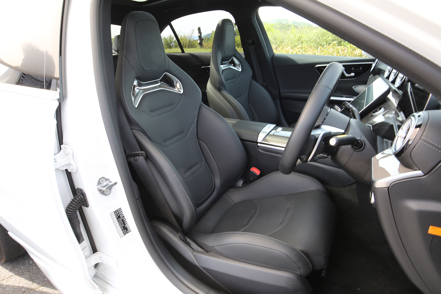 680馬力・1020Nmを誇るメルセデスAMG C 63 S Eパフォーマンスの加速にガンさんもビックリ【ガンさんこと黒沢元治のDPQ：メルセデスAMG C 63 S E パフォーマンス編】 〜 画像12