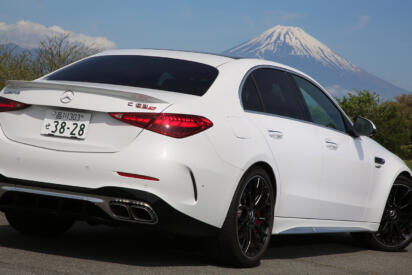 ガンさんをも驚かせたボディ剛性と1000Nm超えの電動パワートレイン！　新世代AMG C63にほぼ弱点なし【ガンさんこと黒沢元治のDPQ：メルセデスAMG C 63 S E パフォーマンス編】