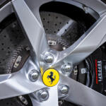 【画像】【試乗】フロントグリル廃止の衝撃。フェラーリの美しすぎる新型2+2クーペ「アマルフィ」が放つ異次元のオーラ 〜 画像30