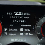 【画像】重いEVなのにビュンビュン曲がる……けどNISMOモードはやりすぎ!?　ドリキンがアリア＆リーフNISMOの走りに感じた本気度【土屋圭市 峠賛歌】 〜 画像33