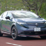 【画像】重いEVなのにビュンビュン曲がる……けどNISMOモードはやりすぎ!?　ドリキンがアリア＆リーフNISMOの走りに感じた本気度【土屋圭市 峠賛歌】 〜 画像57