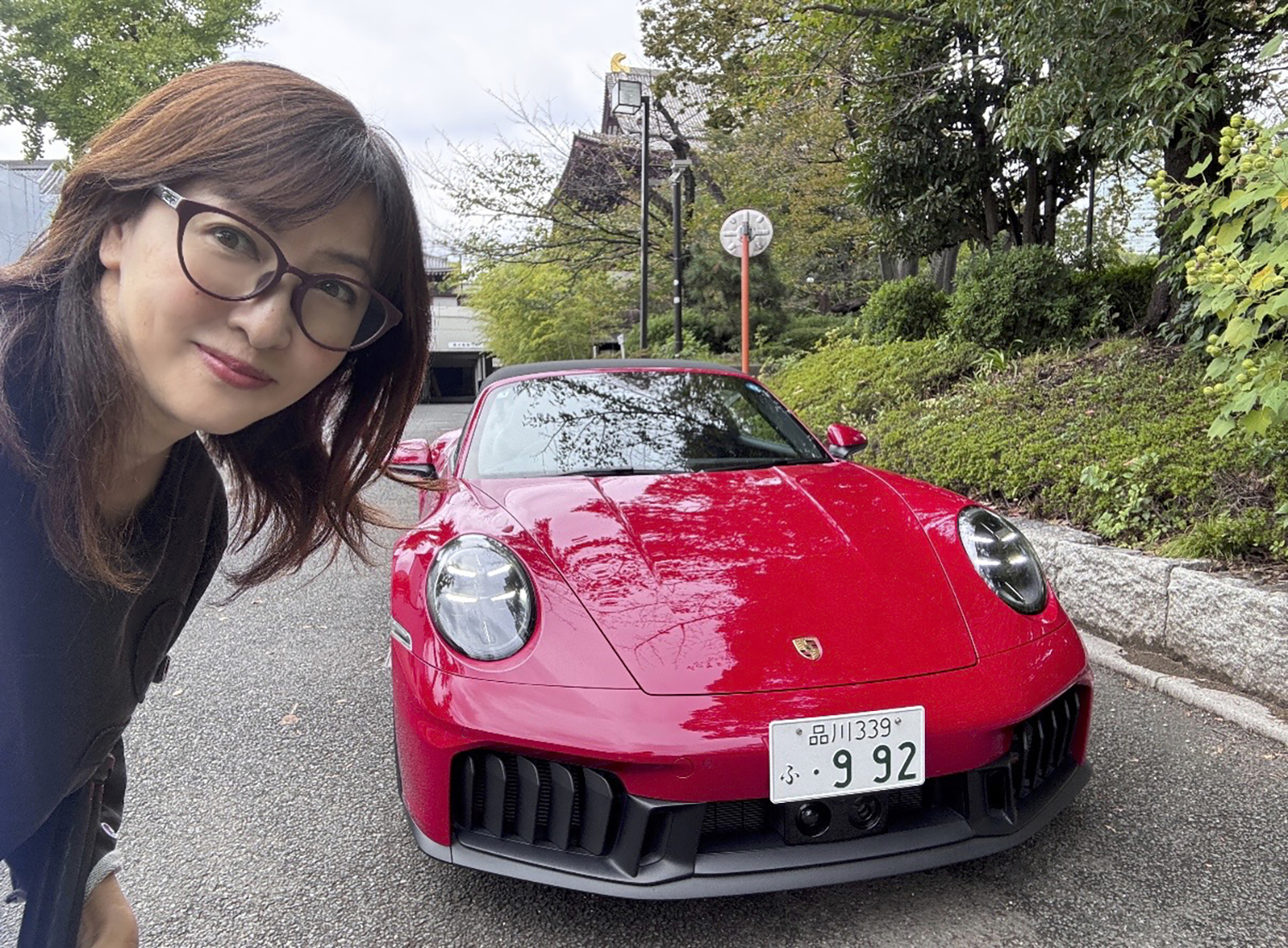 ポルシェ911911タルガ4GTSと吉田由美さん
