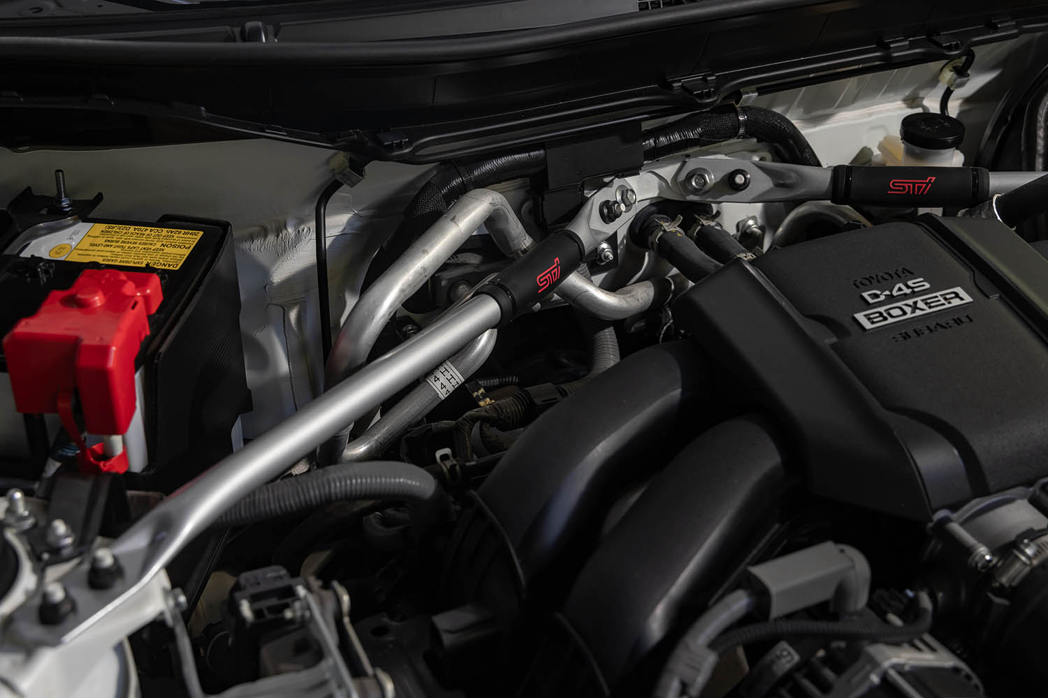 スバルがWRXとBRZの米国上陸を記念した限定モデル「GD25」「ZC15」を発表 〜 画像1