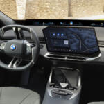 【画像】BMWの新型EVクーペSUV「iX4」世界初公開！　 800km超の航続距離と612馬力を実現 〜 画像11