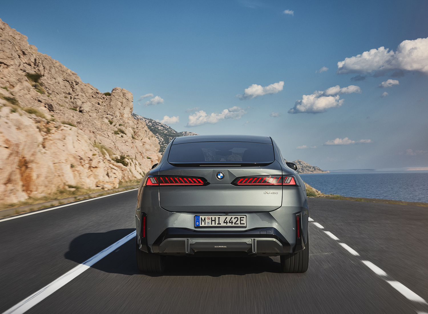 BMWのノイエクラッセ第3弾「iX4」が世界初公開 〜 画像52