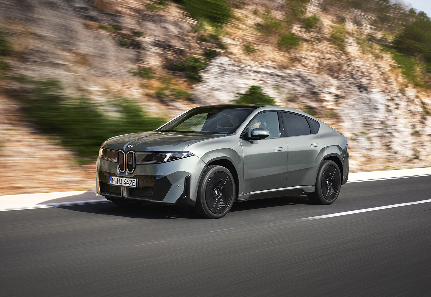 BMWのノイエクラッセ第3弾「iX4」が世界初公開 〜 画像59