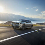 【画像】BMWの新型EVクーペSUV「iX4」世界初公開！　 800km超の航続距離と612馬力を実現 〜 画像61