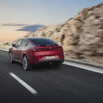 【画像】BMWの新型EVクーペSUV「iX4」世界初公開！　 800km超の航続距離と612馬力を実現 〜 画像66