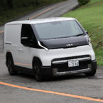 【画像】【試乗】日本のミニバン＆商用車と戦わない独自路線！　韓国KIAが放つ万能BEV「PV5」は遊びも仕事もOKな楽しすぎる１台だった 〜 画像8