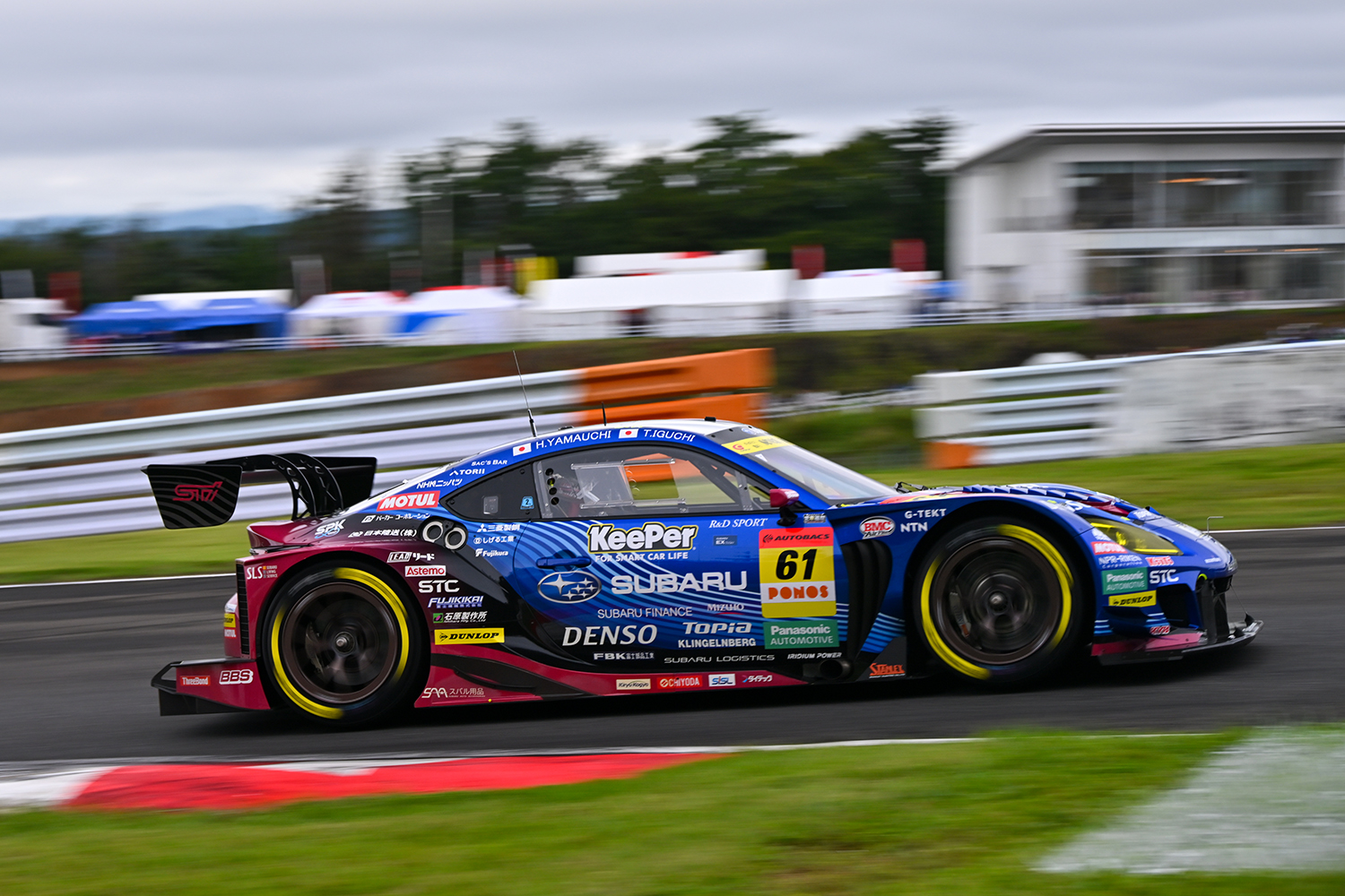 SUPER GTで苦闘するスバルBRZがSUGOで3位表彰台を獲得 〜 画像27