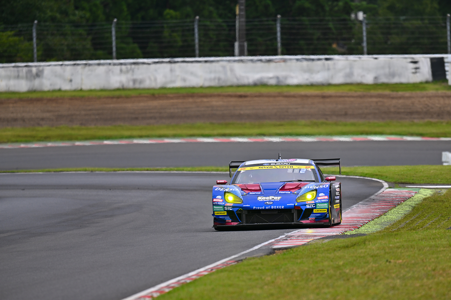 SUPER GTで苦闘するスバルBRZがSUGOで3位表彰台を獲得 〜 画像52