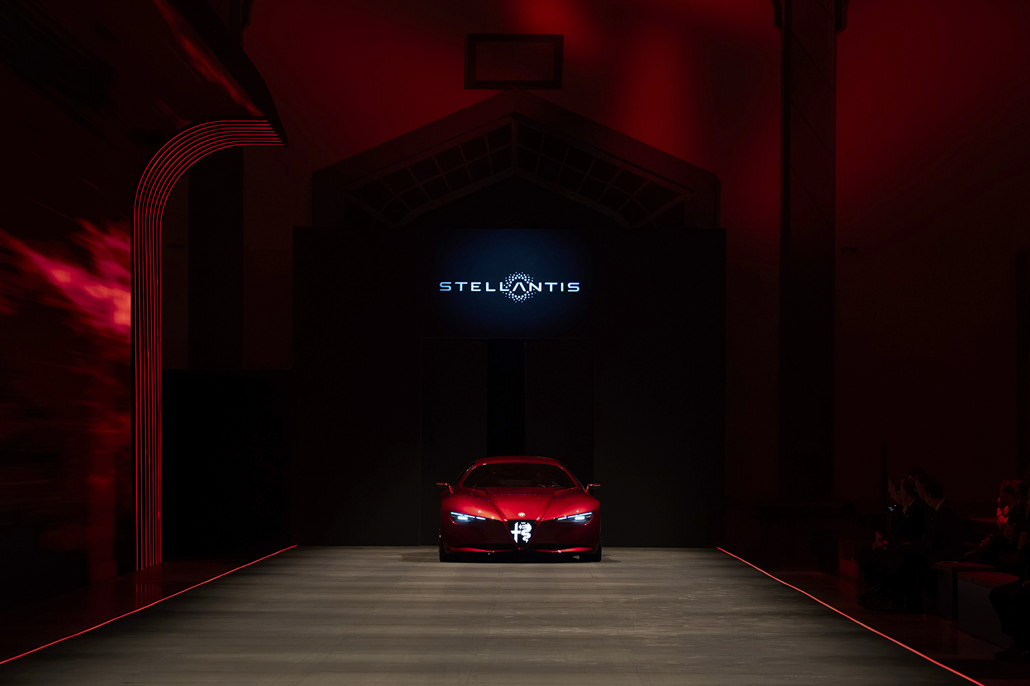 アルファロメオの新たなコンセプトカー「クオーレロッソ」が世界初公開 〜 画像70
