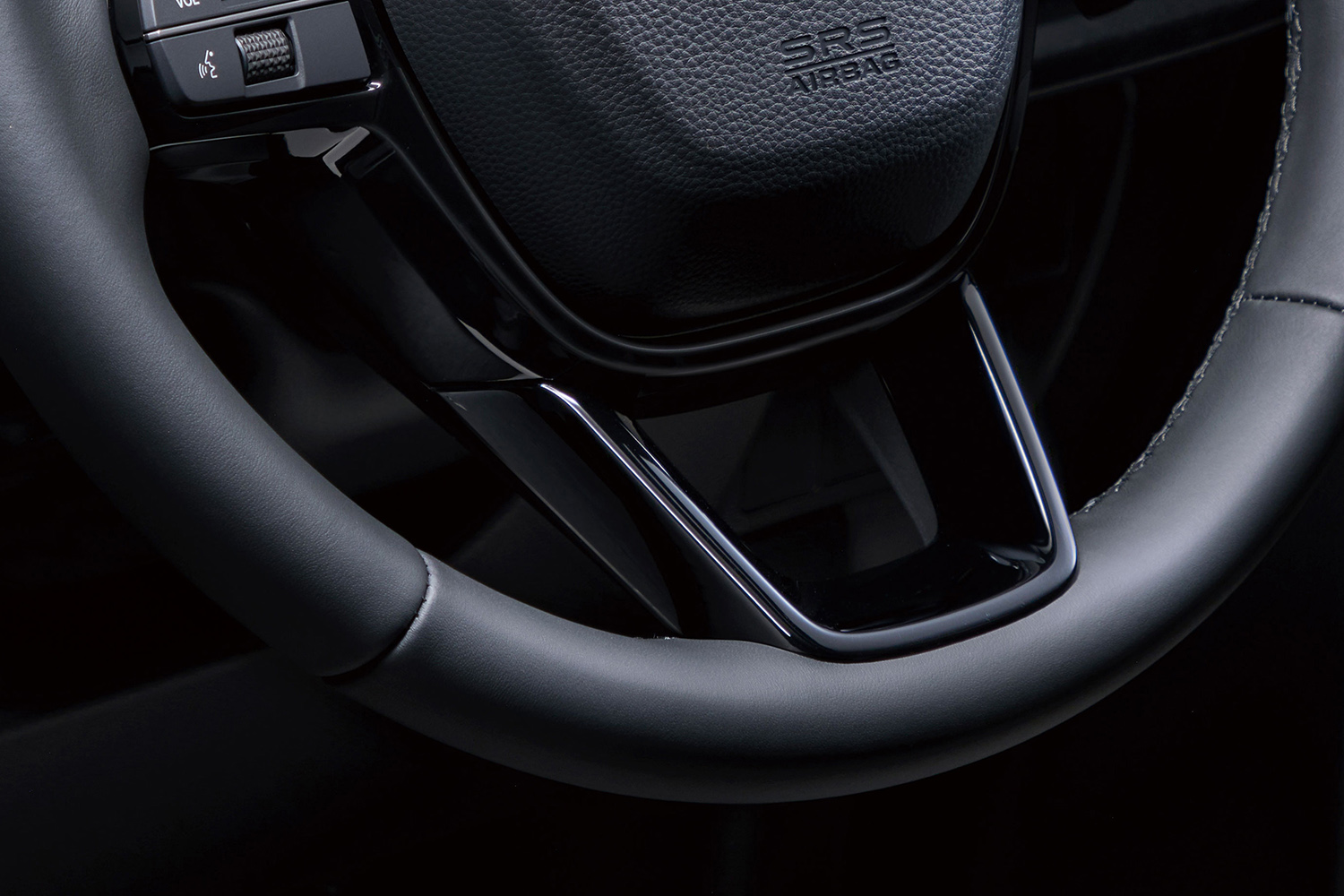 ホンダ・ステップワゴンに特別仕様車「BLACK EDITION」登場 〜 画像5