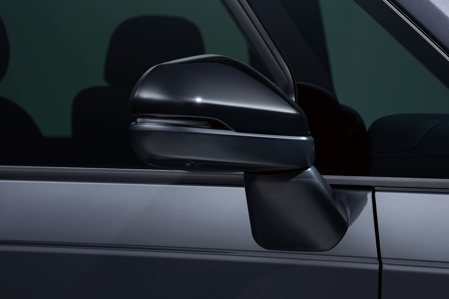 ホンダ・ステップワゴンに特別仕様車「BLACK EDITION」登場 〜 画像9