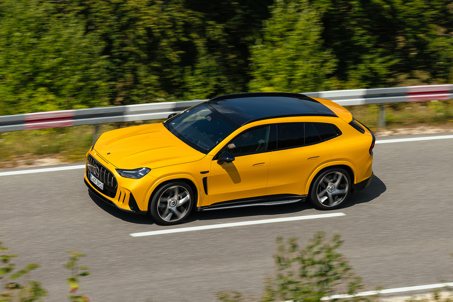 メルセデスAMGが新型「GT SUV」を発表 〜 画像30