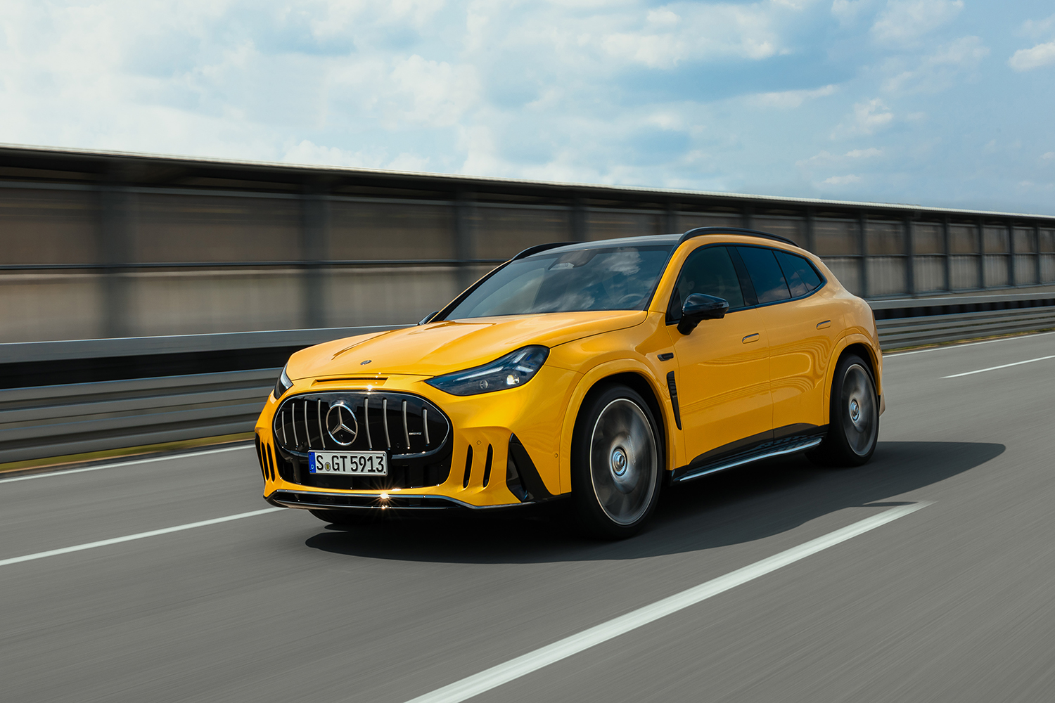 メルセデスAMGが新型「GT SUV」を発表 〜 画像35