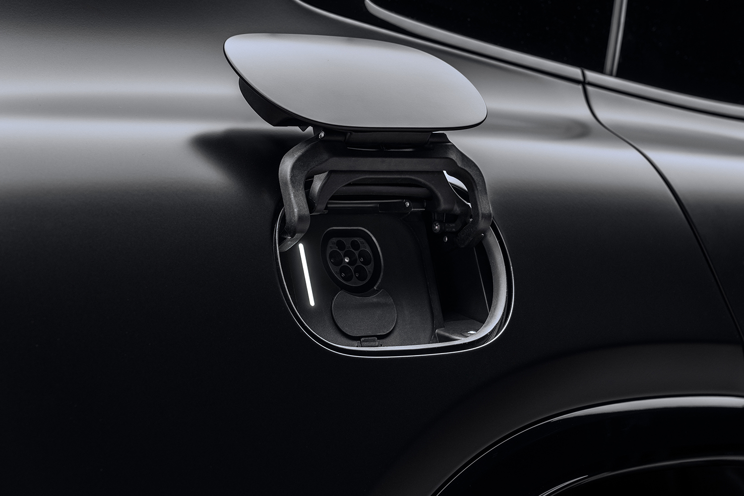 メルセデスAMGが新型「GT SUV」を発表 〜 画像53
