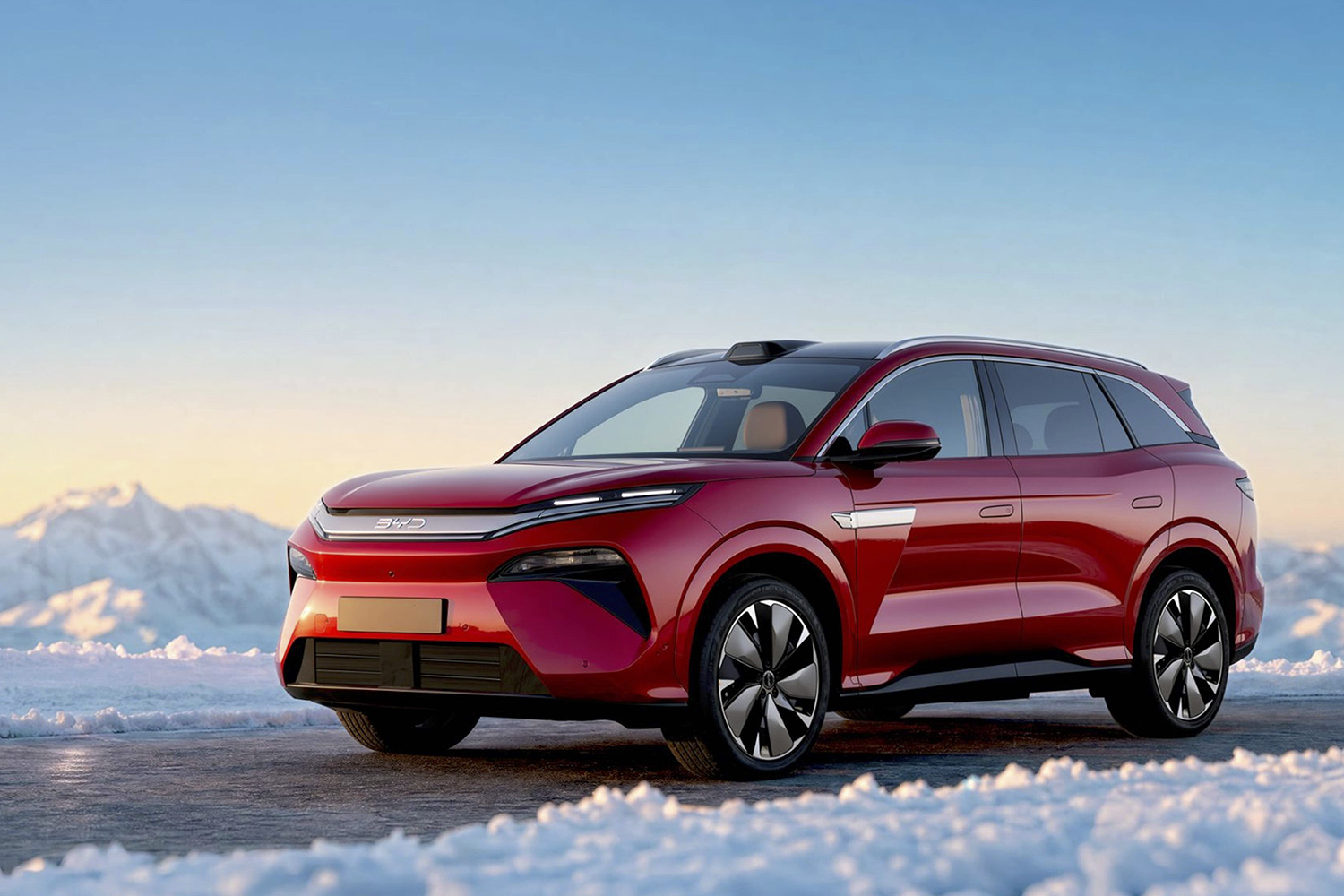 BYD ATTO 8