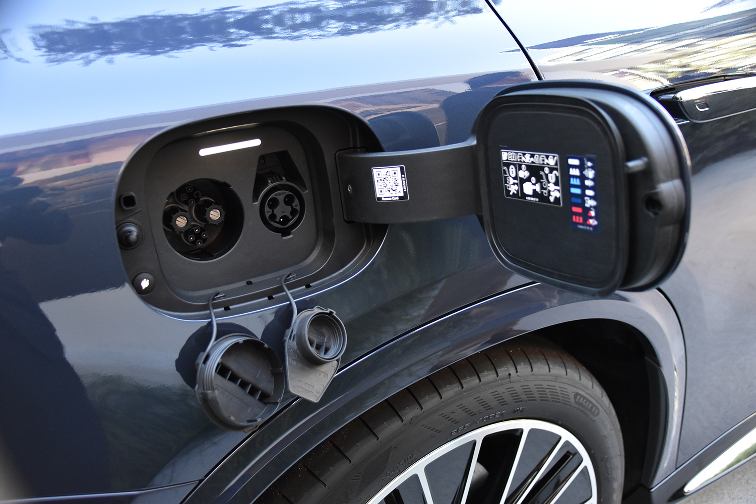 メルセデス・ベンツ electric GLCが日本国内で発表 〜 画像25