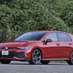 【画像】【試乗】安定して速い「R」と軽快さが光る「GTI」。同じゴルフでも“まるで別物”なハイパフォーマンス2台をサーキットで比較 〜 画像6