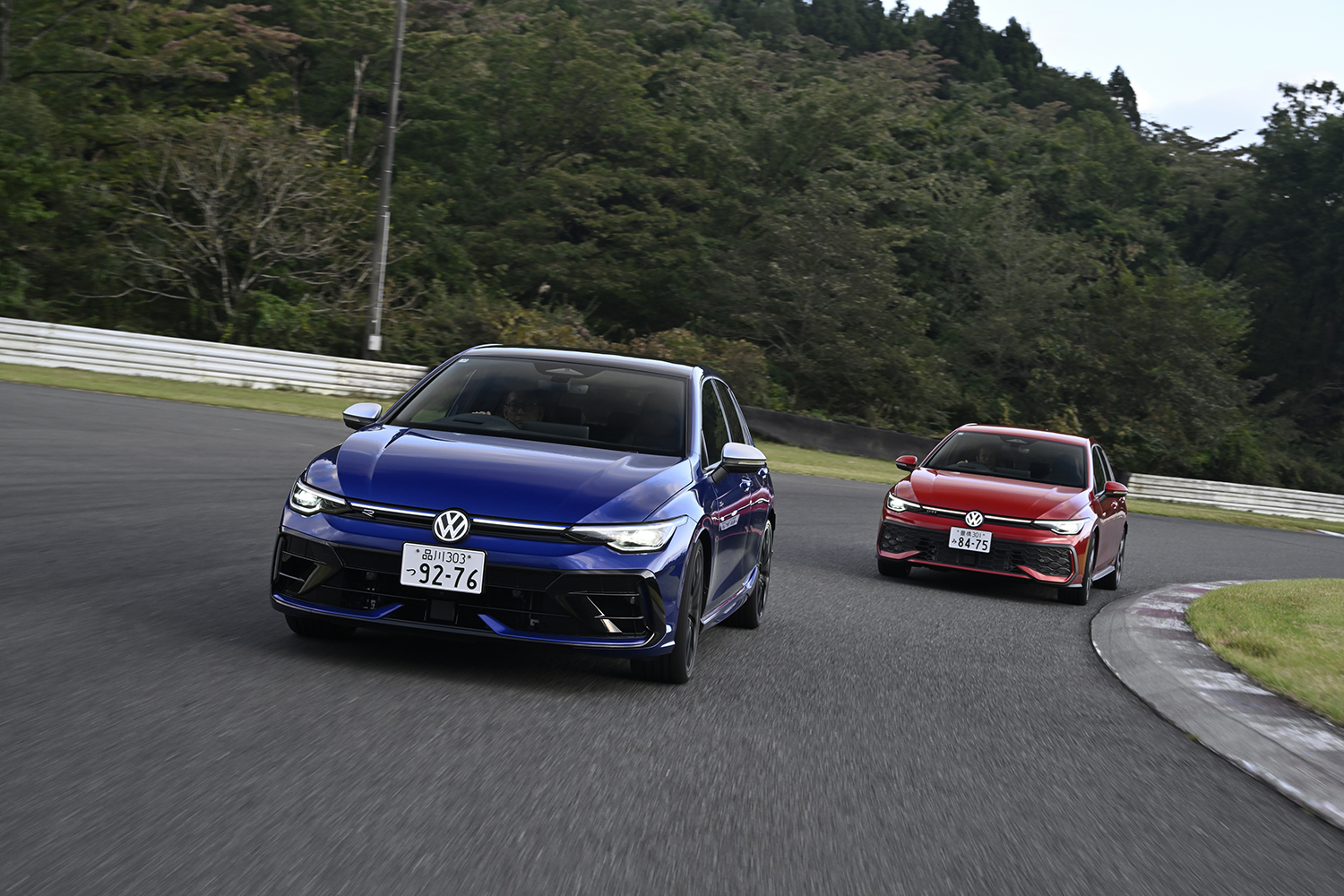 ゴルフGTIとゴルフRをサーキットで比較試乗 〜 画像70