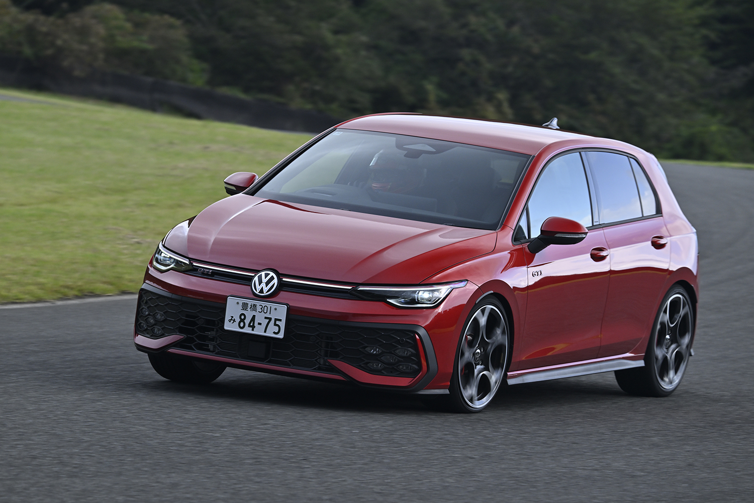 ゴルフGTIとゴルフRをサーキットで比較試乗 〜 画像59