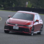 【画像】【試乗】安定して速い「R」と軽快さが光る「GTI」。同じゴルフでも“まるで別物”なハイパフォーマンス2台をサーキットで比較 〜 画像61