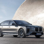 【画像】BMW国内のノイエ・クラッセ第２弾が日本上陸！　新世代デジタル技術を採用したBMW ７シリーズはガソリンとEVを用意して1683万円から 〜 画像1